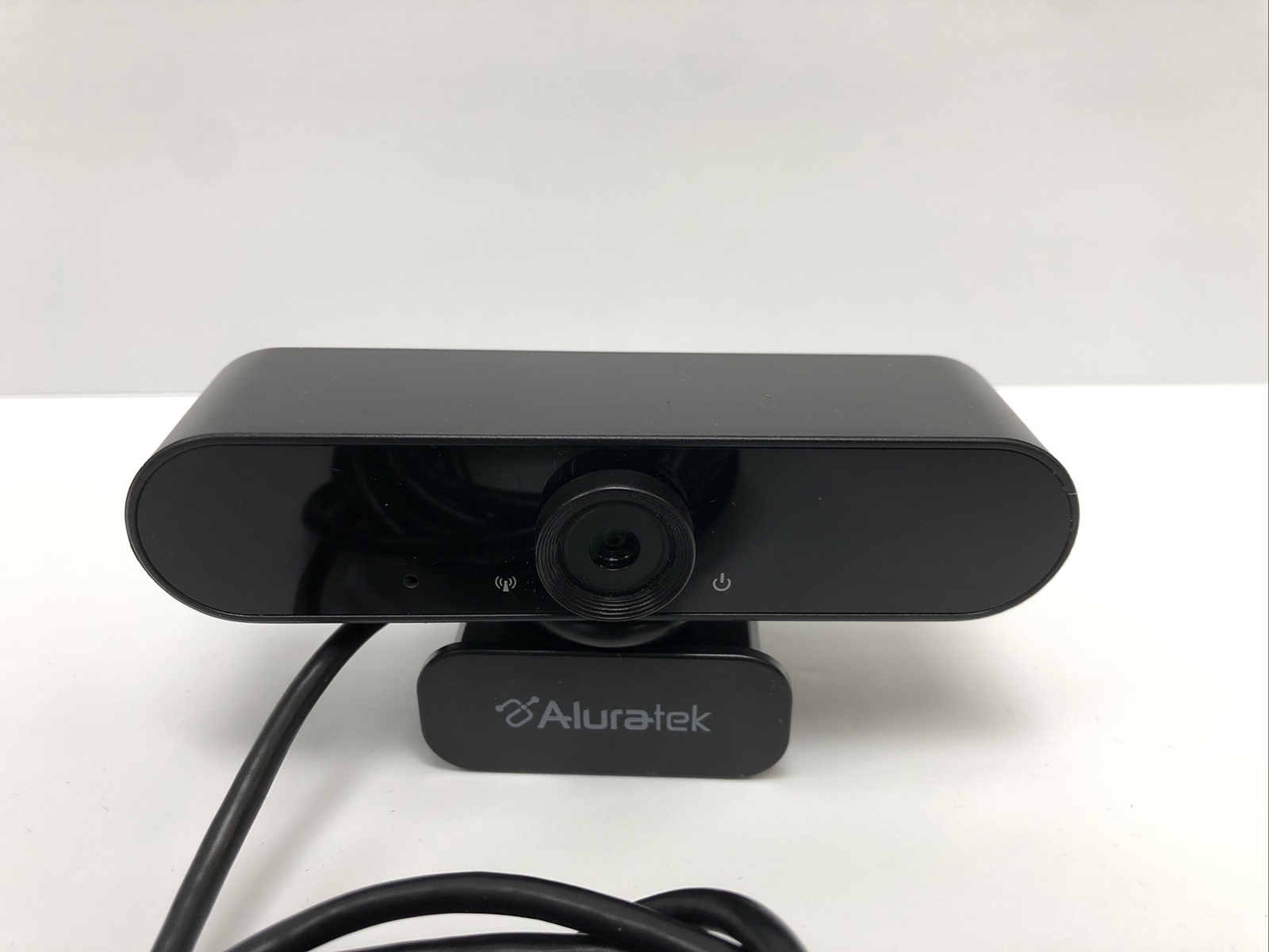 Aluratek HD 1080P USB Webcam w/Built-In Mic-OPENBOX