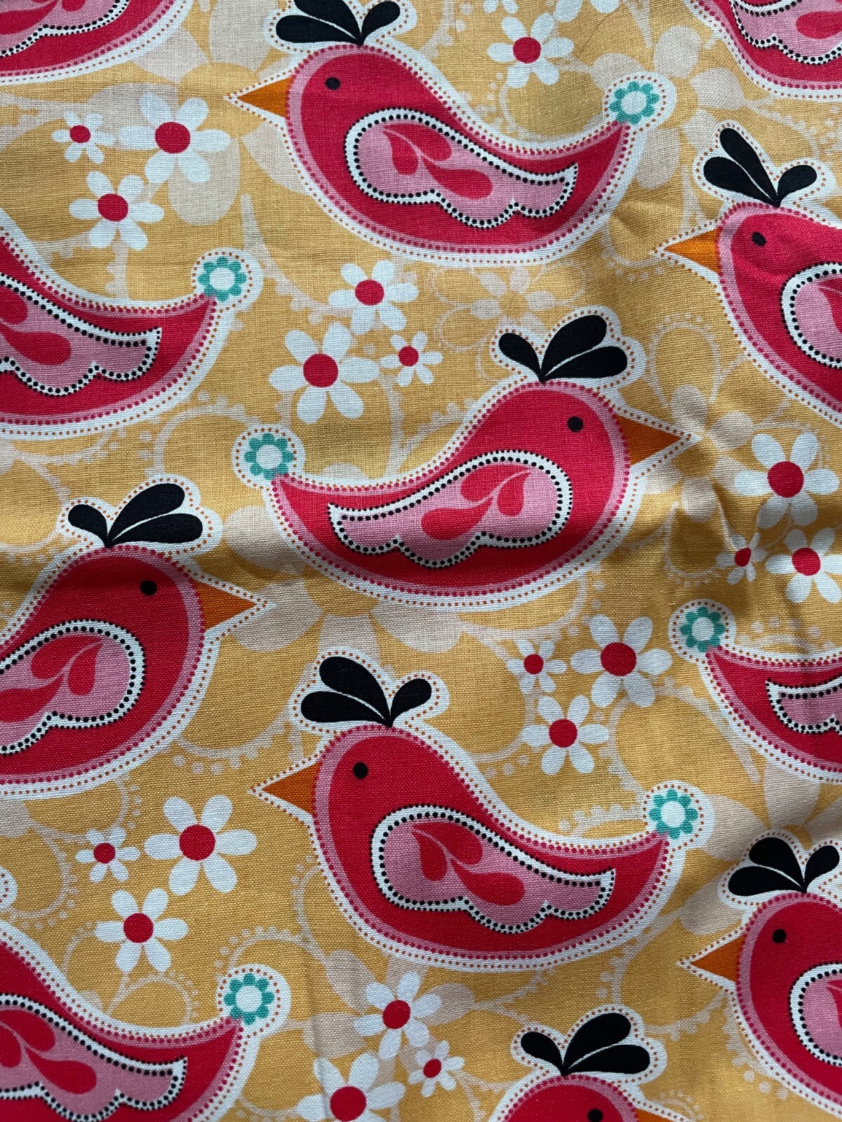 1 YARD RED HEN  W/ WHITE FLOWERS & YELLOW BACKGROUND JOANN FABRIC