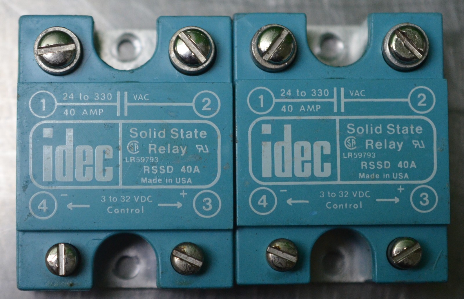 Lot of 2 IDEC RSSD 40A Solid State Relays 24-330VAC / 3-32VDC