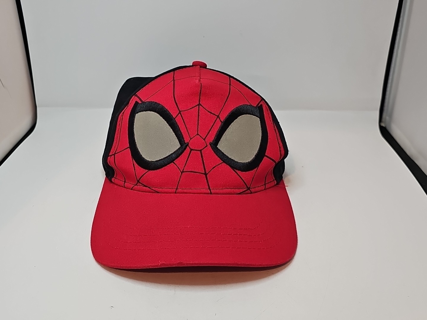 Marvel SPIDERMAN Embroidered Youth Cap Hat Snapback