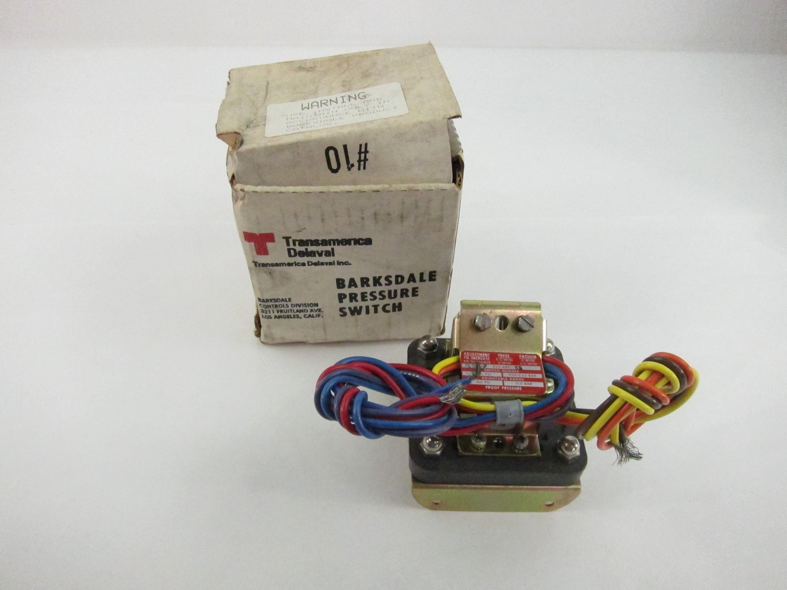 NEW Barksdale D2S-A80SS Pressure Switch