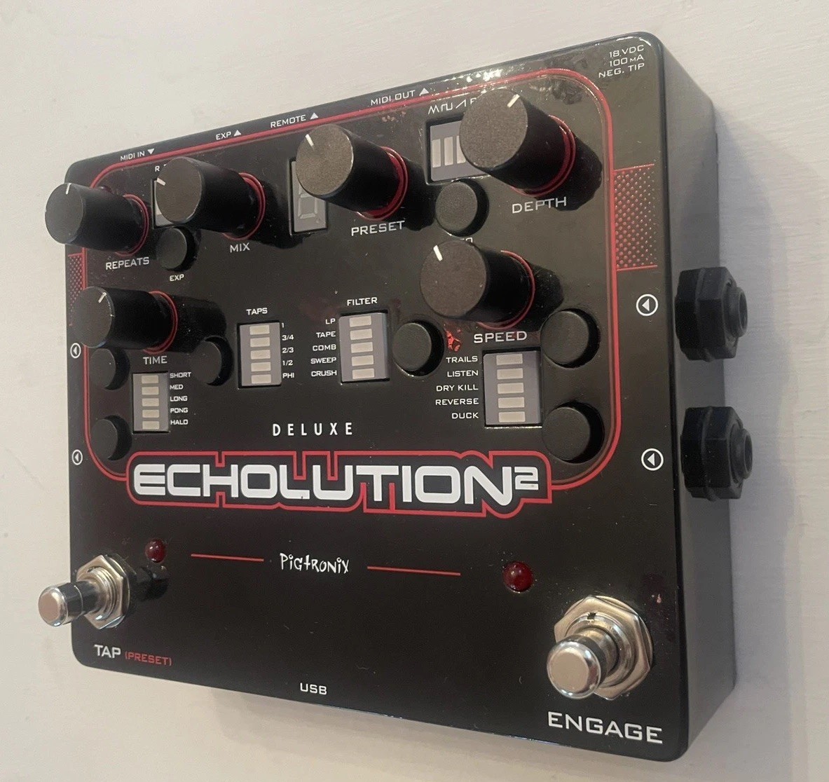 Pigtronix Echolution 2 Deluxe Stereo Delay Echo Guitar Effect Pedal W/Box