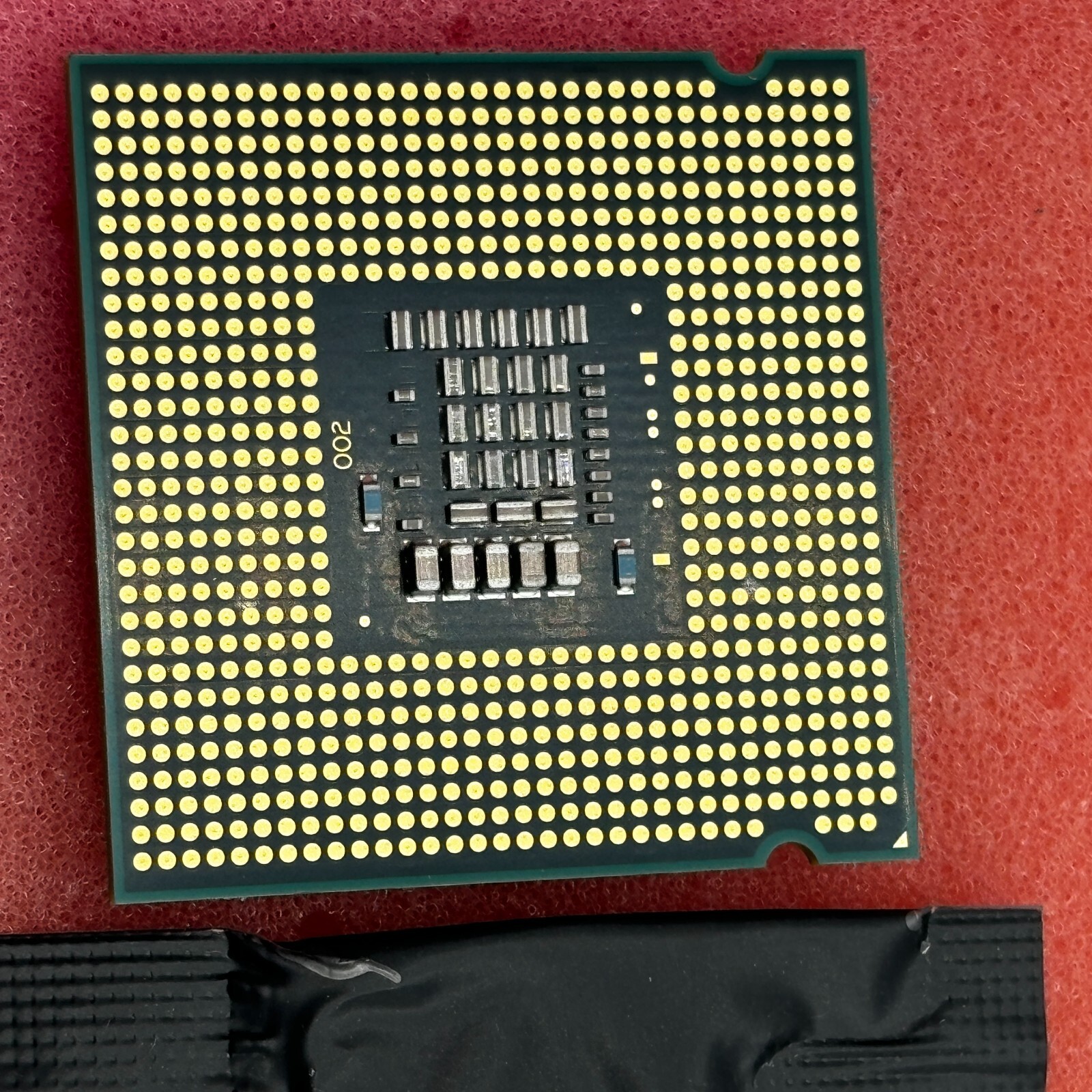 Intel XE0N SLB9C MALAY 3.00 GHZ/6M/1333/06 Q820A638 ⭐