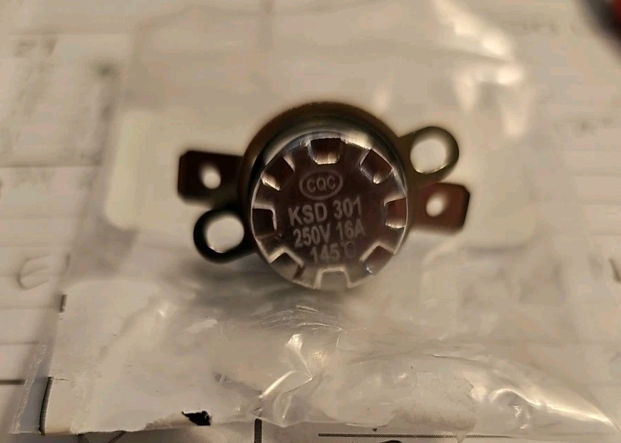 KSD301 250V Thermostat 145℃/293°F 16A  N.C Temperature Switch