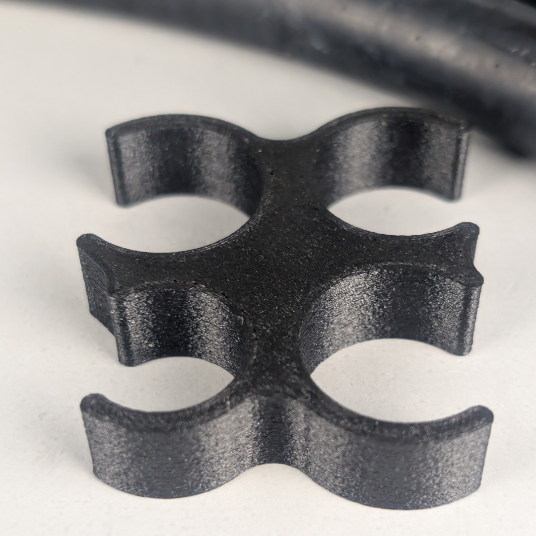 Quad Black Separator for 1) 6 & 1) 10 AC & 2) 5/8" Heater Hoses