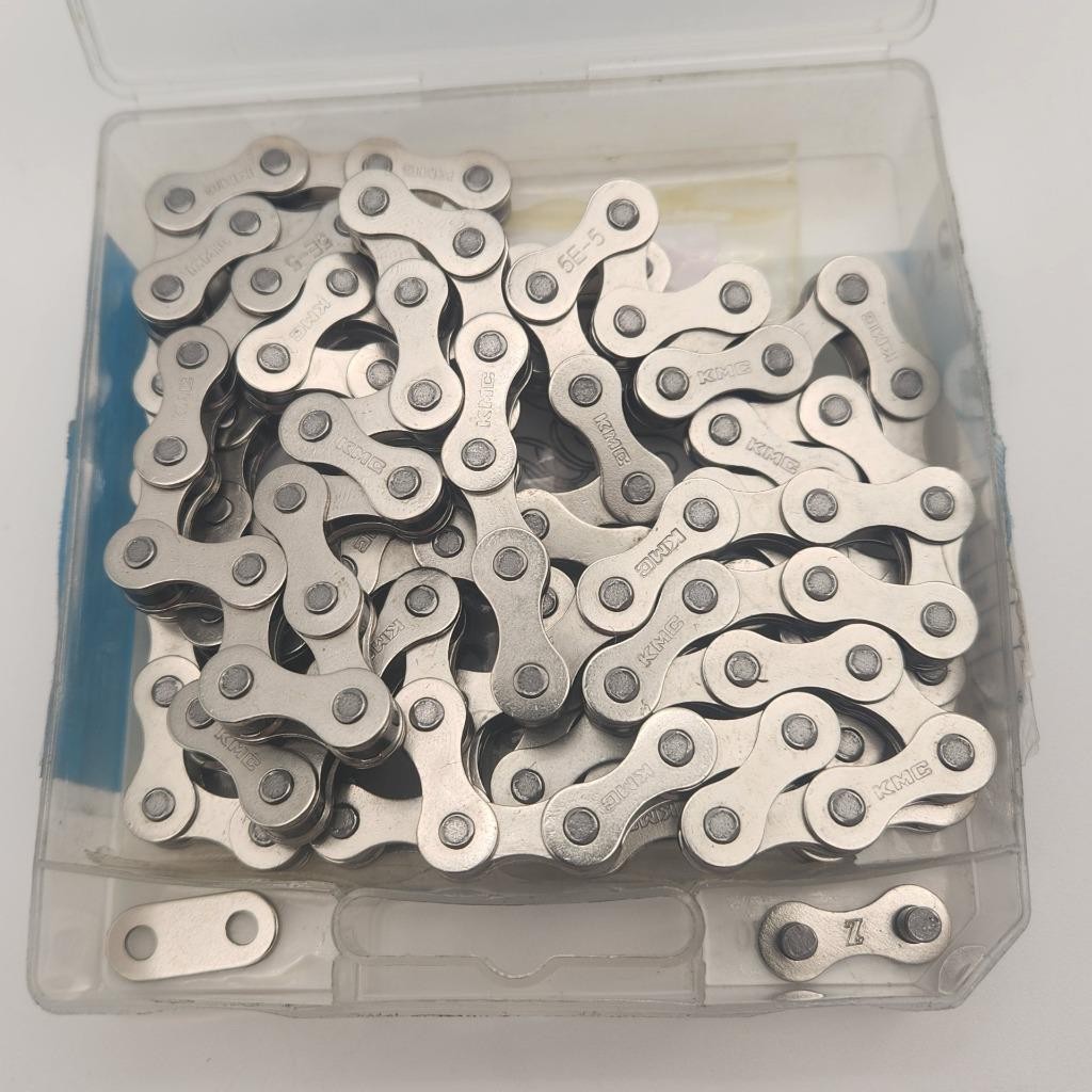 KMC S1 1/8" 112L Single-Speed Silver Chain fits BMX Cruiser Fixed Bicycle OPEN