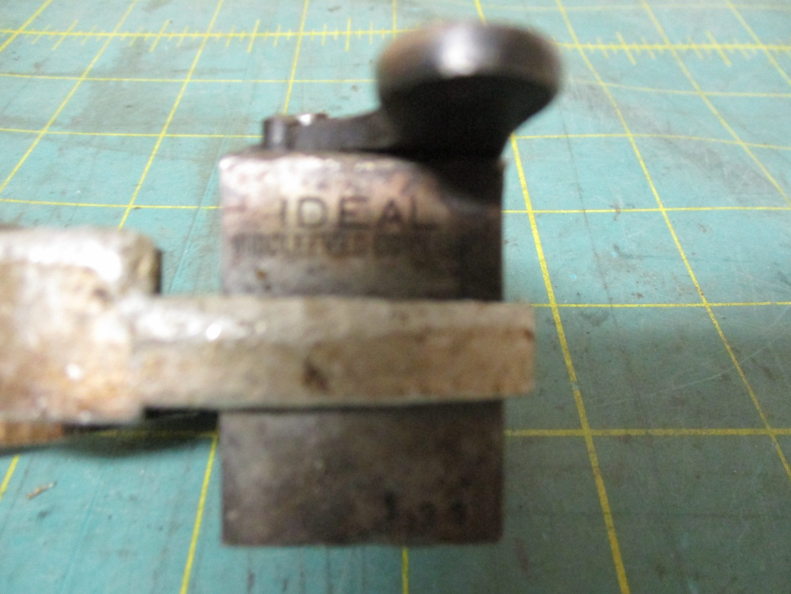 RELOADING TOOLS * BULLET MOLD * LYMAN/IDEAL * 360271 * SINGLE * 38-44 S&W