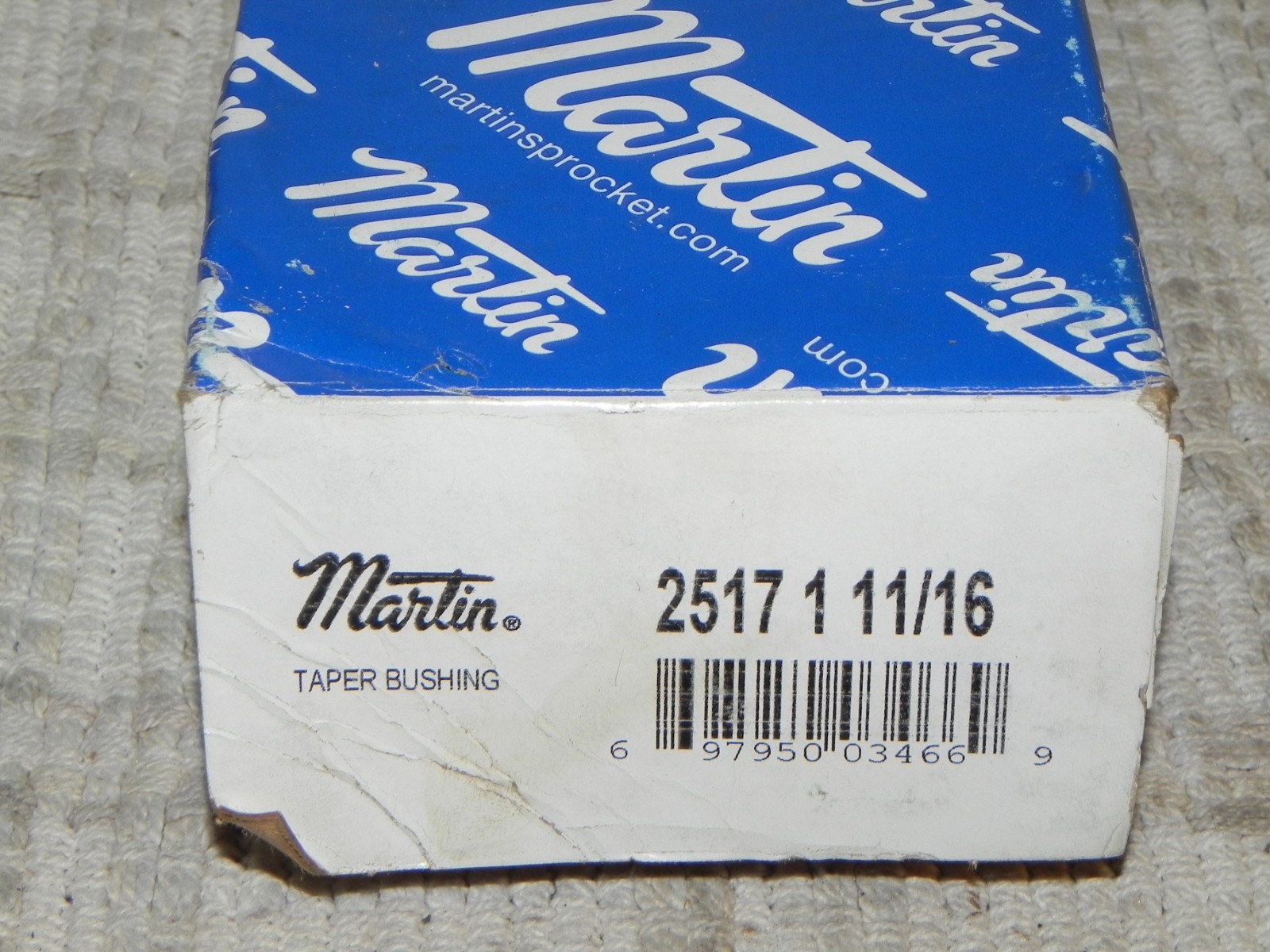 Martin 2517  1  11/16 Taper-Lock Bushing, Flush-Mounting, Has 1 Grub Screw