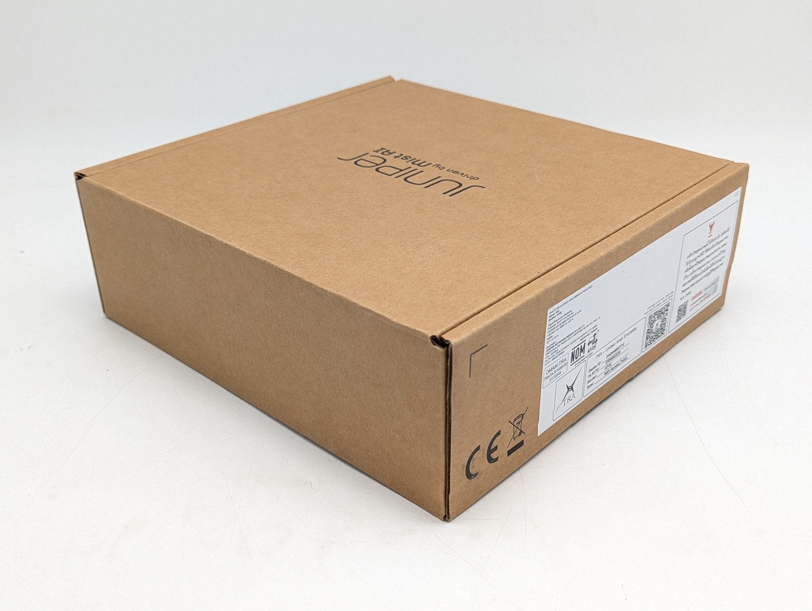 Juniper Networks AP32 High Performance 2-Port Access Point (AP32-US) - Unclaimed