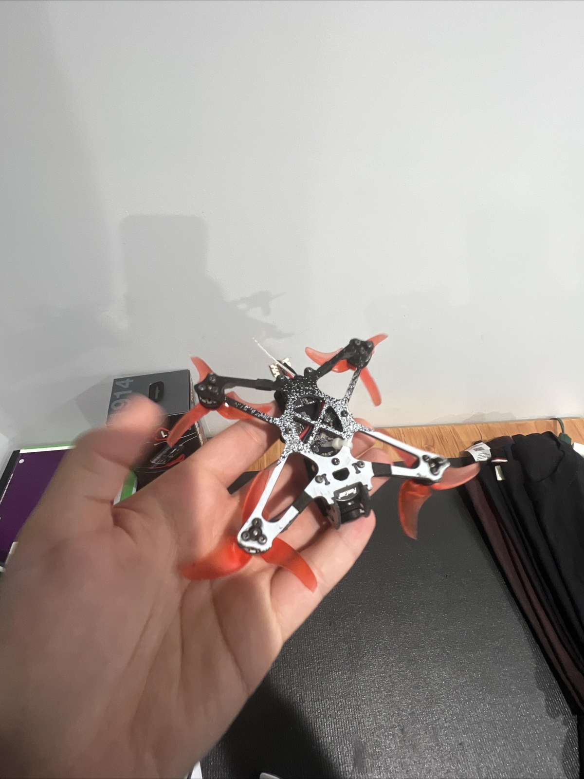 emaxx tinyhawk
