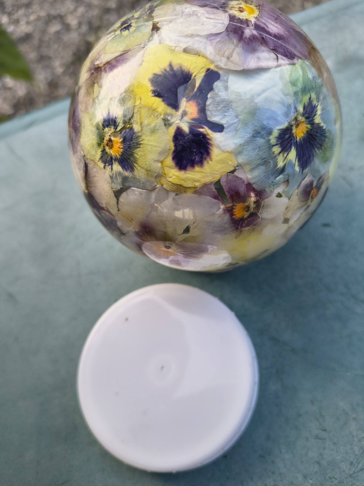 Pressed Flower Acrylic Sphere Paperweight LED Light Botanical Orb Decor