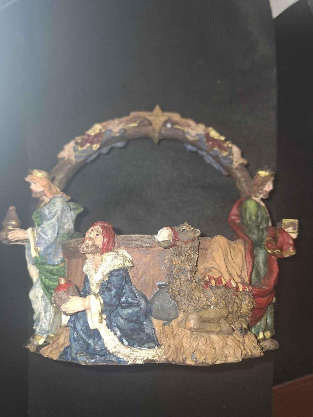 NATIVITY BASKET! e9597DXX