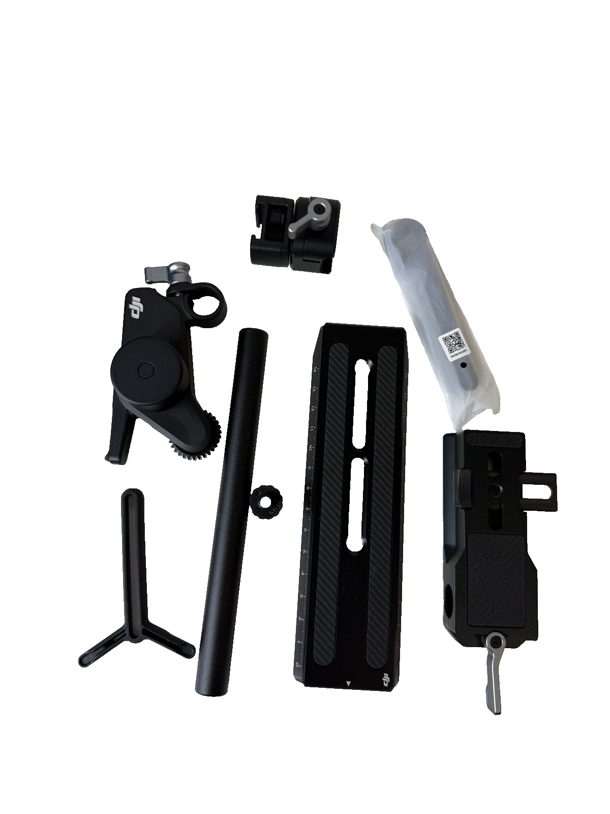 DJI RS 4 Pro Combo 3-Axis Gimbal Stabilizer - Black