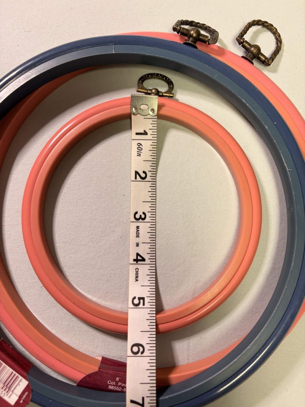 Vintage Plastic Embroidery Hoops, 6PCS. 3 Oval 2 Medium Round And 1 Small Round.