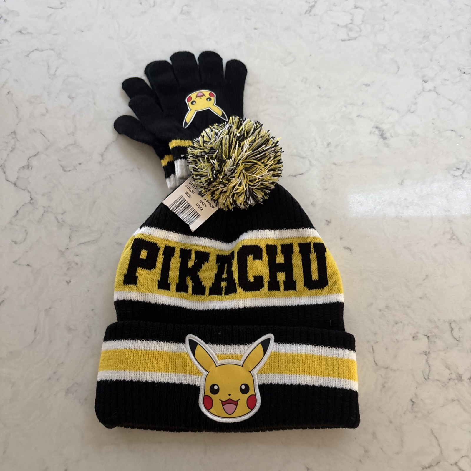 Pikachu Pokémon Hat And Glove Set Kids Youth OSFM