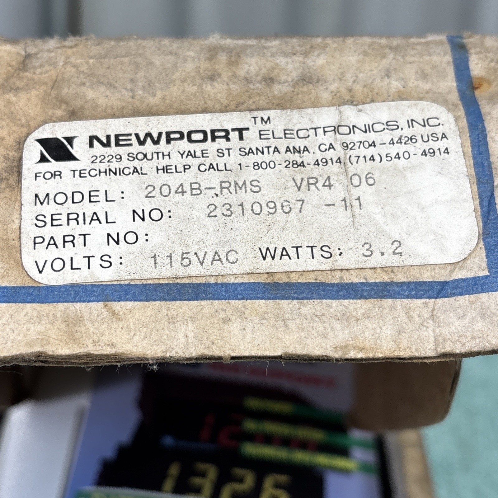 Newport 204B-RMS VR4 06 Panel Meter