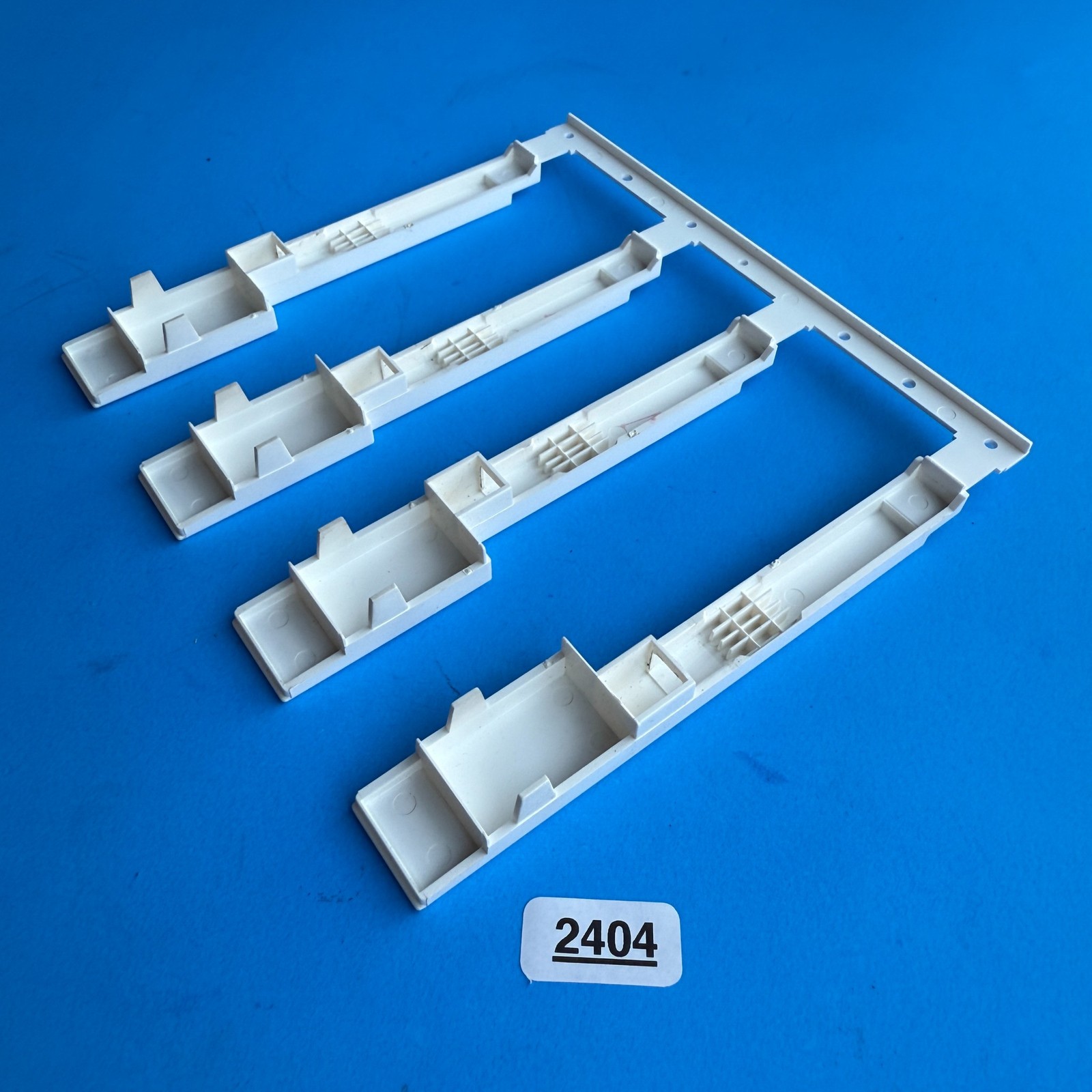 M-AUDIO O2 MIDI Controller Keyboard Used Part: White Keys [C-E-G-B] 4 Key Set