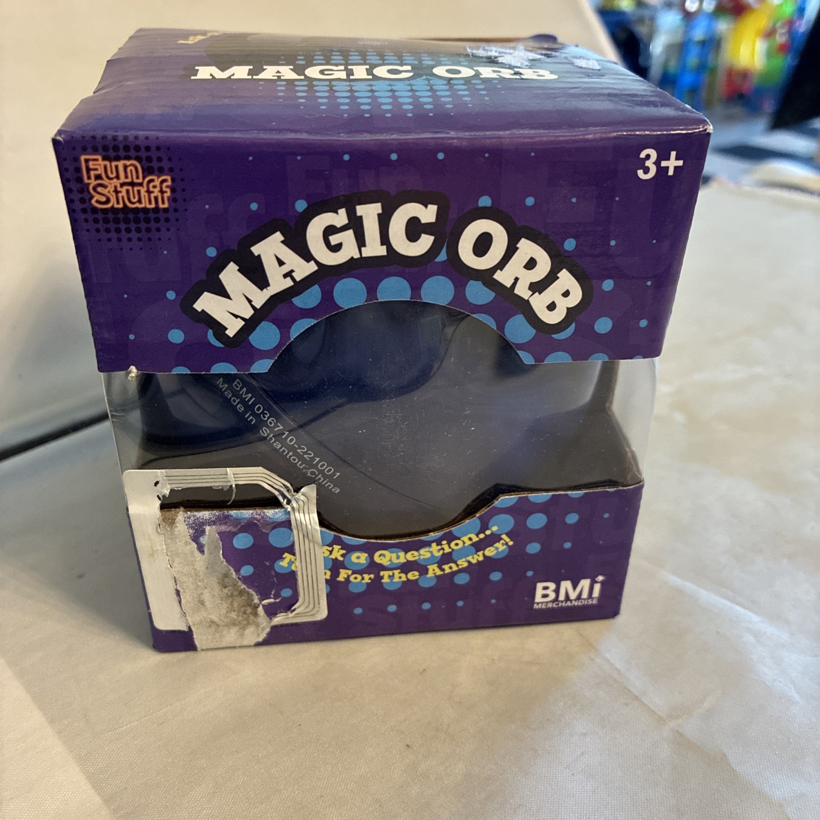 Fun Stuff Magic (8-Ball) Orb - Ask a Question...Turn over for the Answer!  NIB