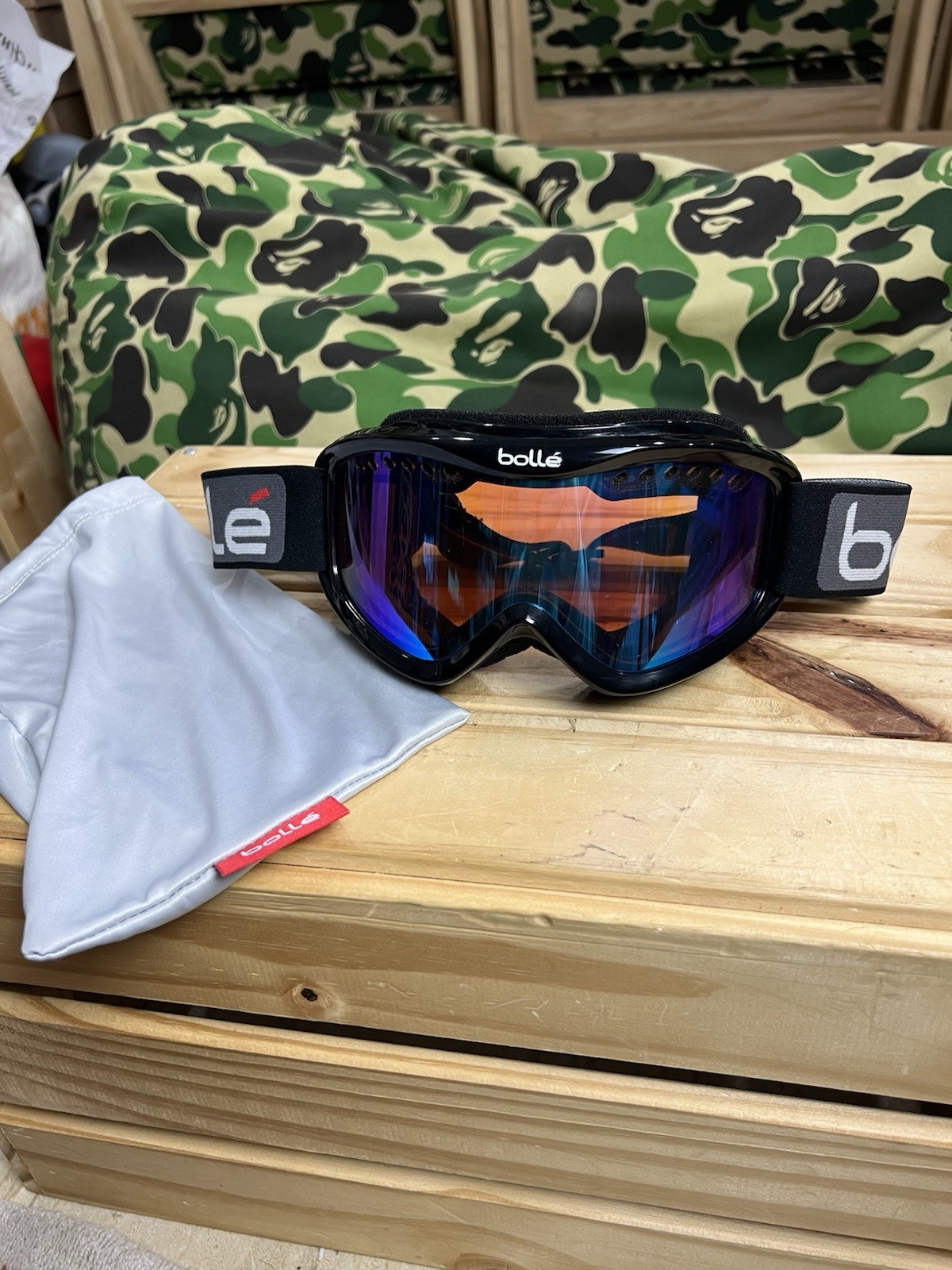 BOLLE Mens Ski Goggles Black Purple Lens UV Protection Adjustable Snowboard