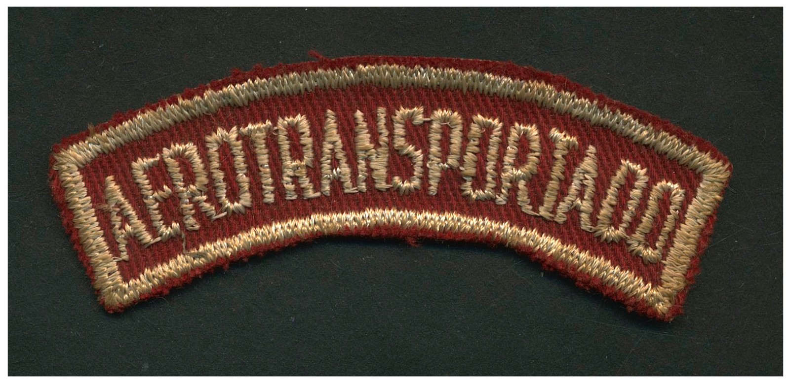 Aerotransportado Shoulder Title  L336