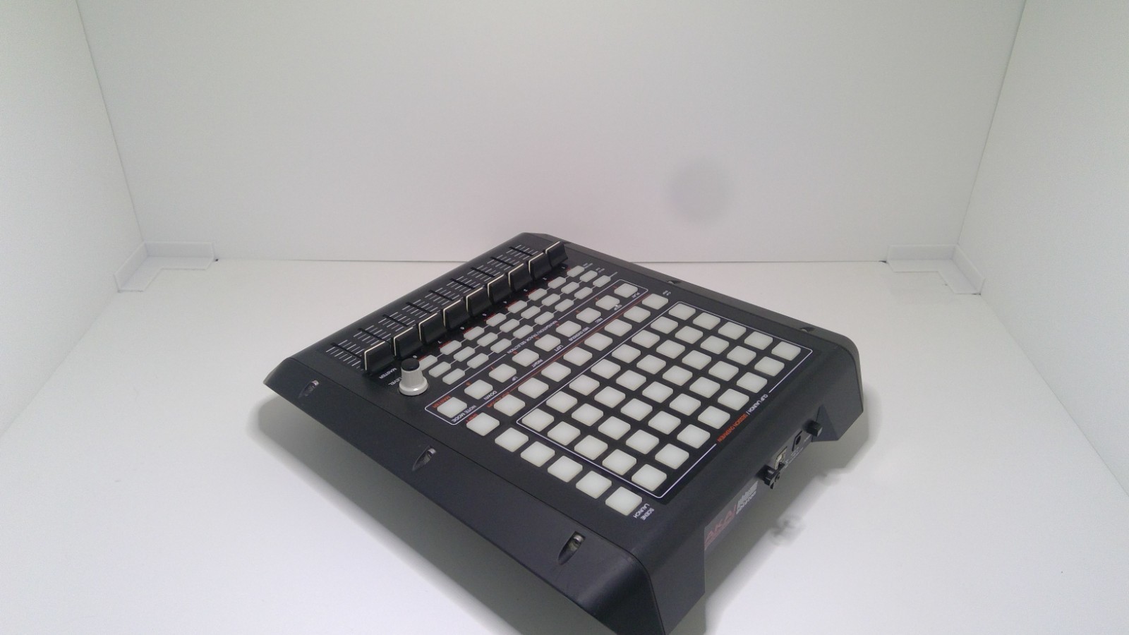 AKAI APC20 Ableton MIDI Controller – Pre-Owned, No Adapter, Minor Wear.