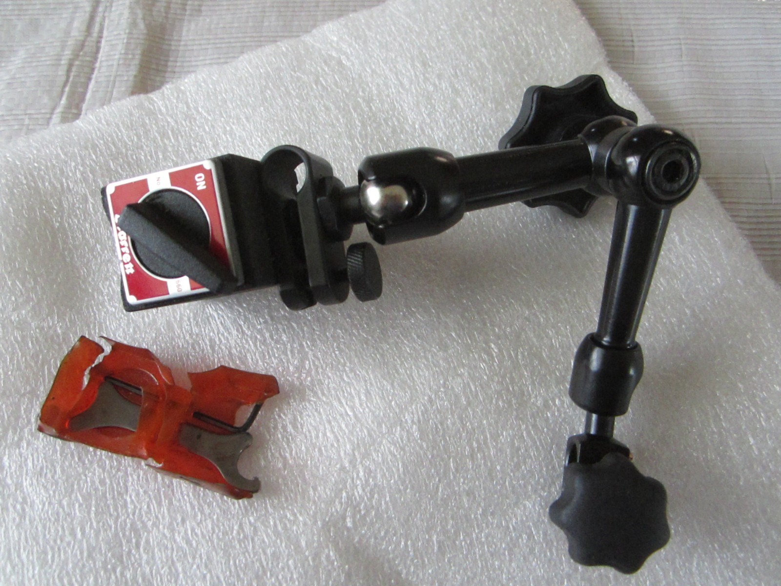STARRETT 660 MAGNETIC BASE INDICATOR HOLDER POST ASSEMBLY