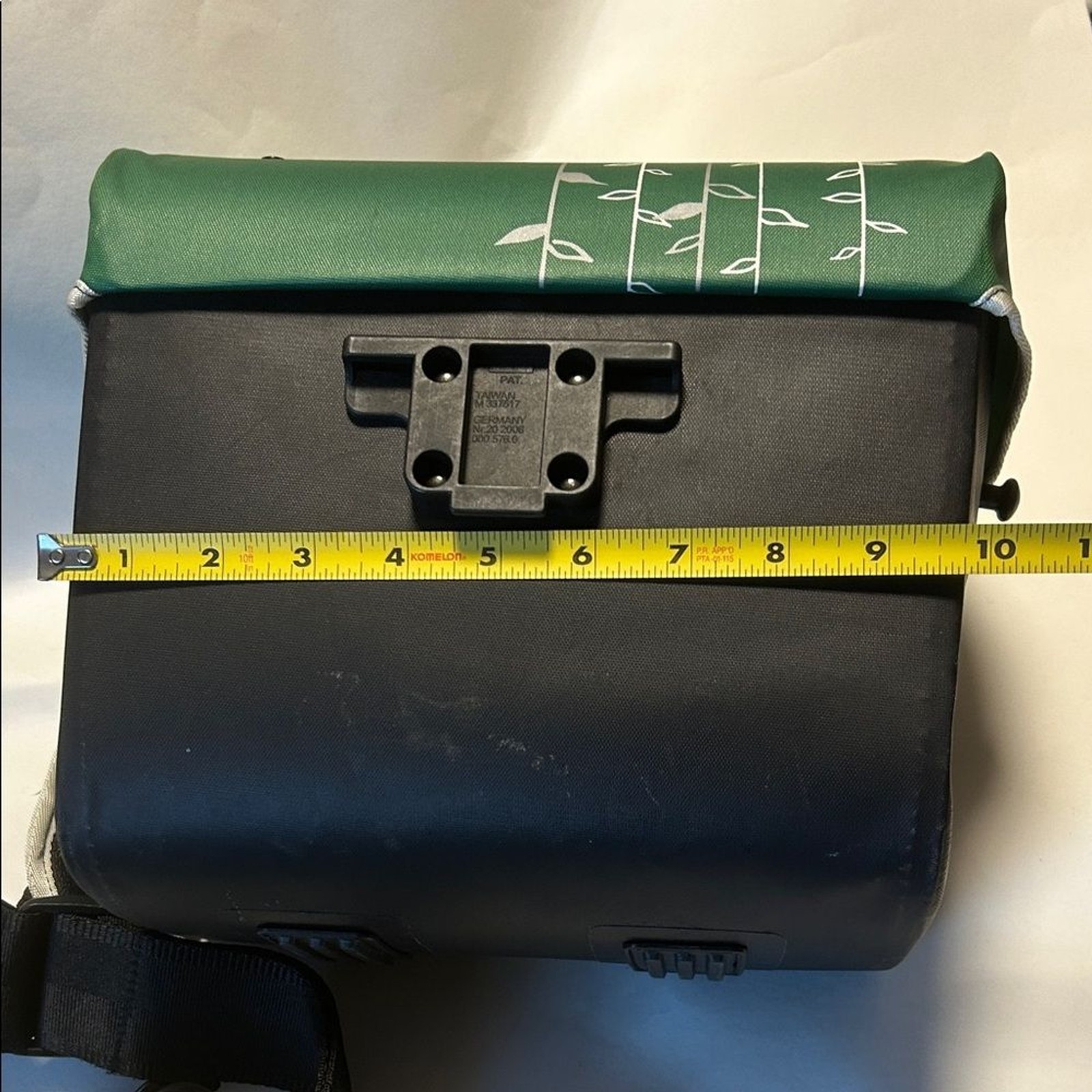 Giant Shadow Dry Green Earth Waterproof Technology Handlebar Bag
