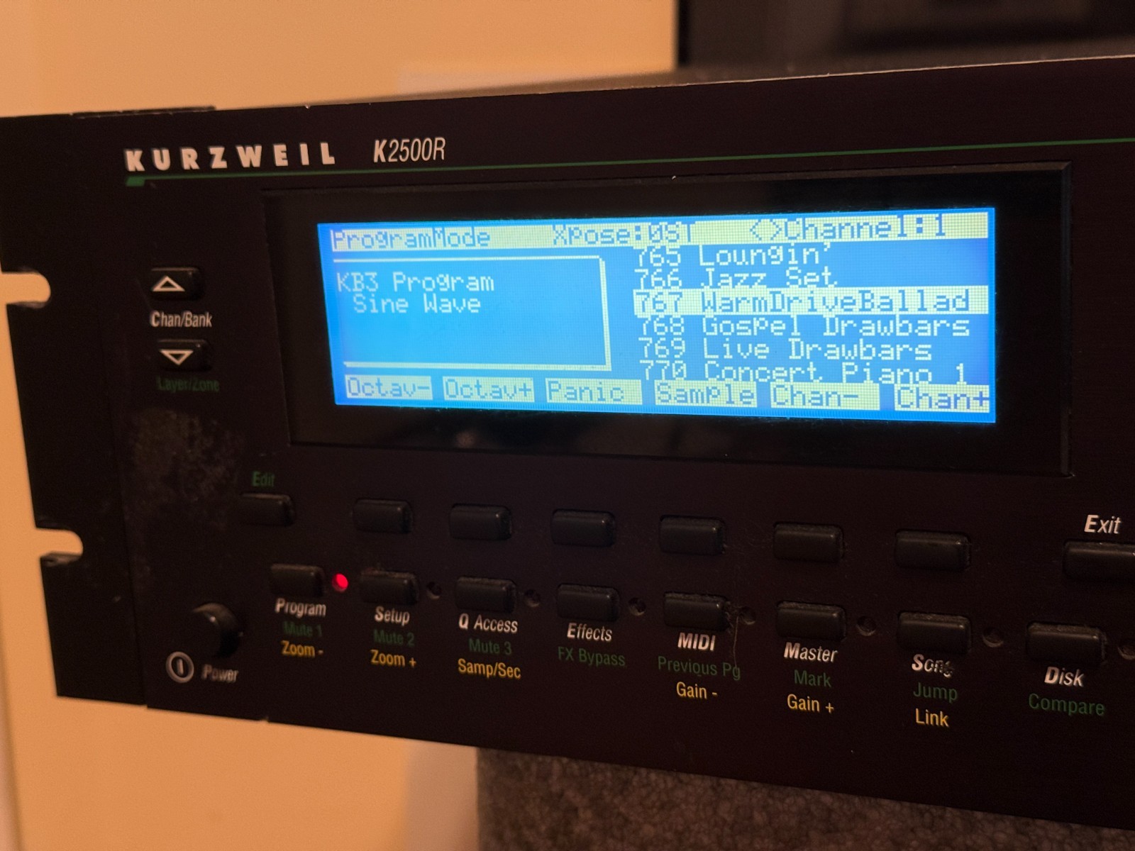 KURZWEIL K2500R Sampler V.A.S.T. Variable Architecture Synthesis