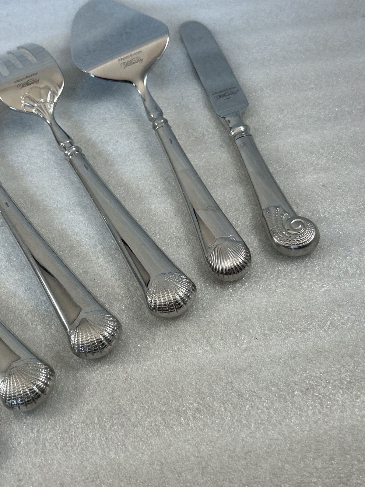 7 pc Reed & Barton Gloucester Shell Williamsburg Stainless Serving Flatware Set