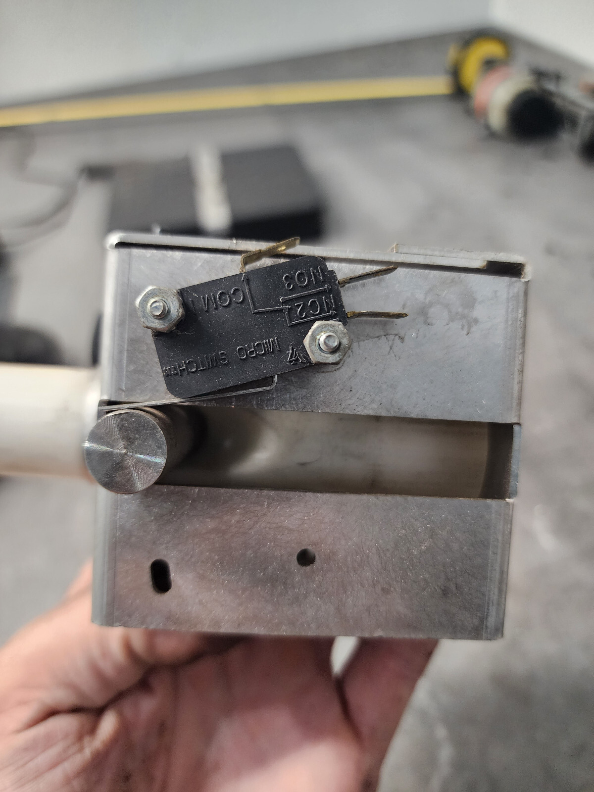 STOELTING SOFT SERVE MACHINE DRAW SPIGOT HANDLE ASSEMBLY 2187812