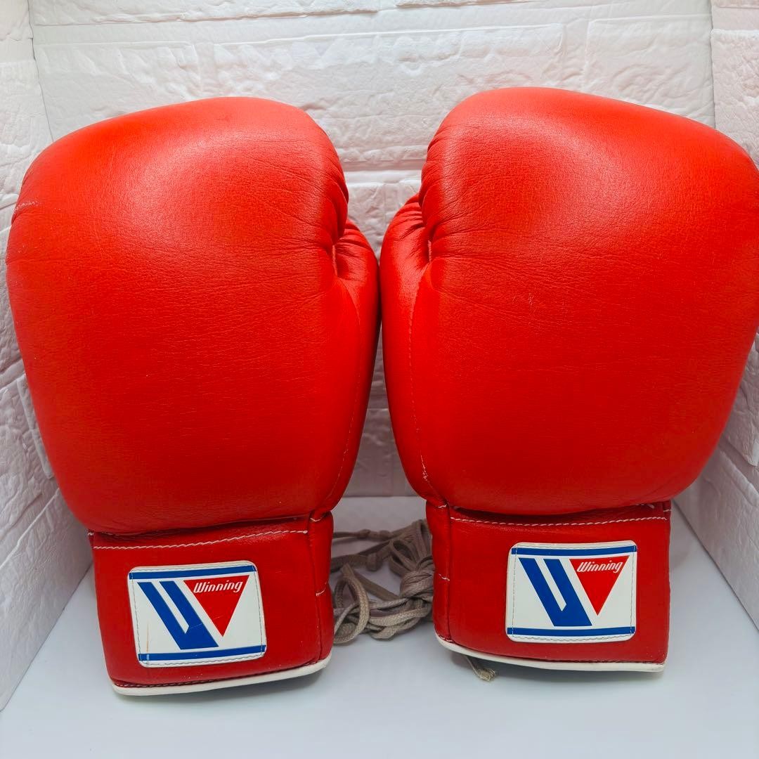 Winning Boxing Gloves 10oz Red Lace Up String type Used Genuine Made in JAPAN