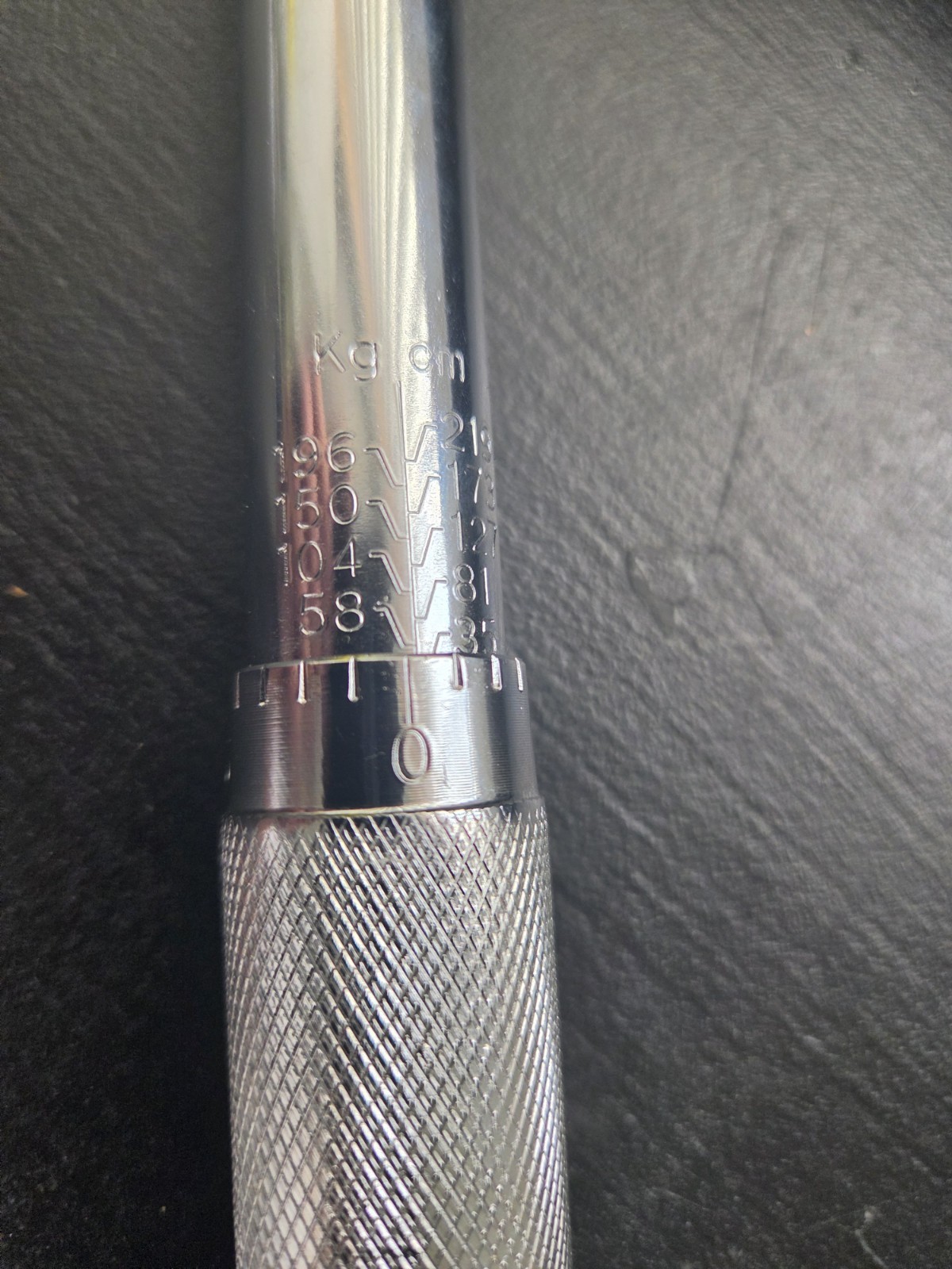 Pittsburgh Torque wrench 1/4 drive,reversible.