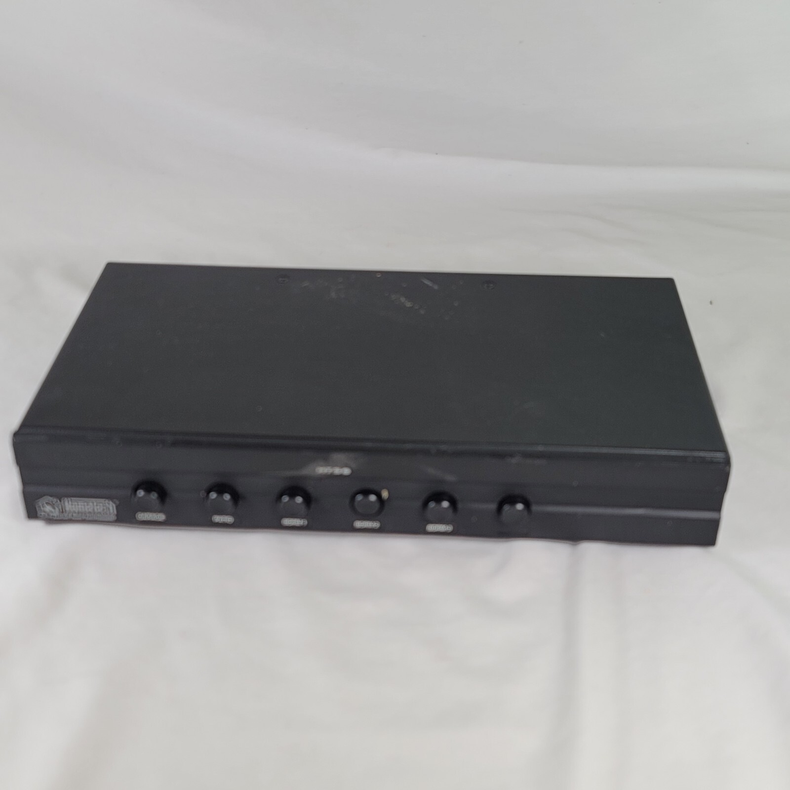 HomeTech HTS6 - Six Pair Speaker Selector Switch