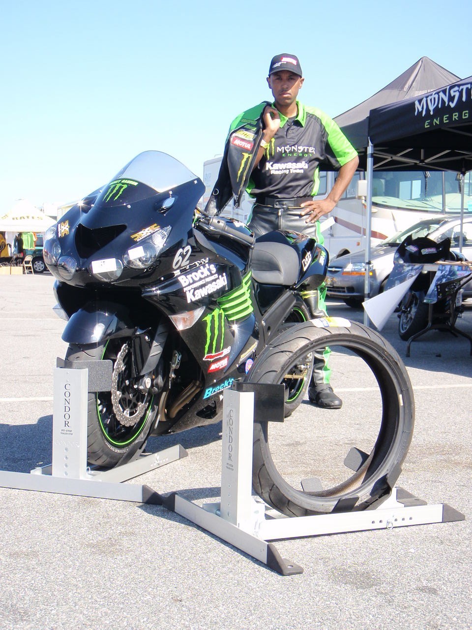Pit-Stop Motorcycle Wheel Chock PS-1500 by Condor