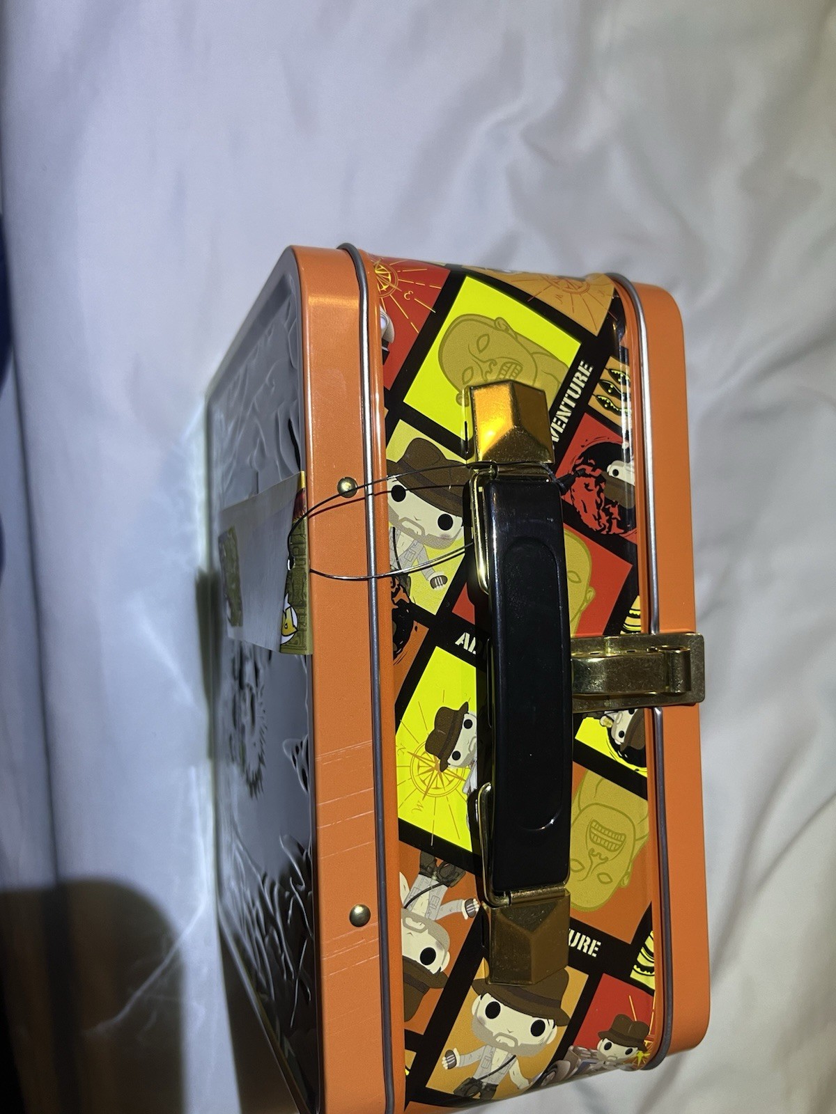 Funko Pop /Indiana Jones /Embossed Metal Lunchbox/ Harrison Ford.