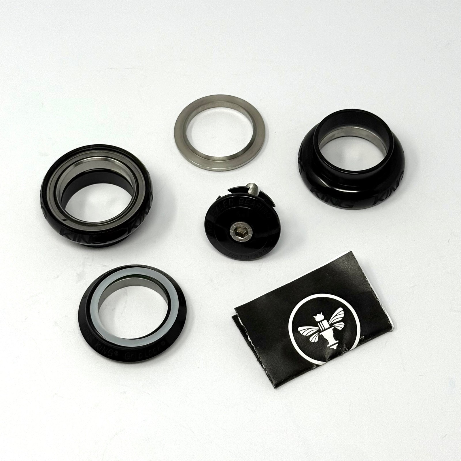 Chris King NoThreadSet 1-1/8 Threadless Headset Black BHB3 USA