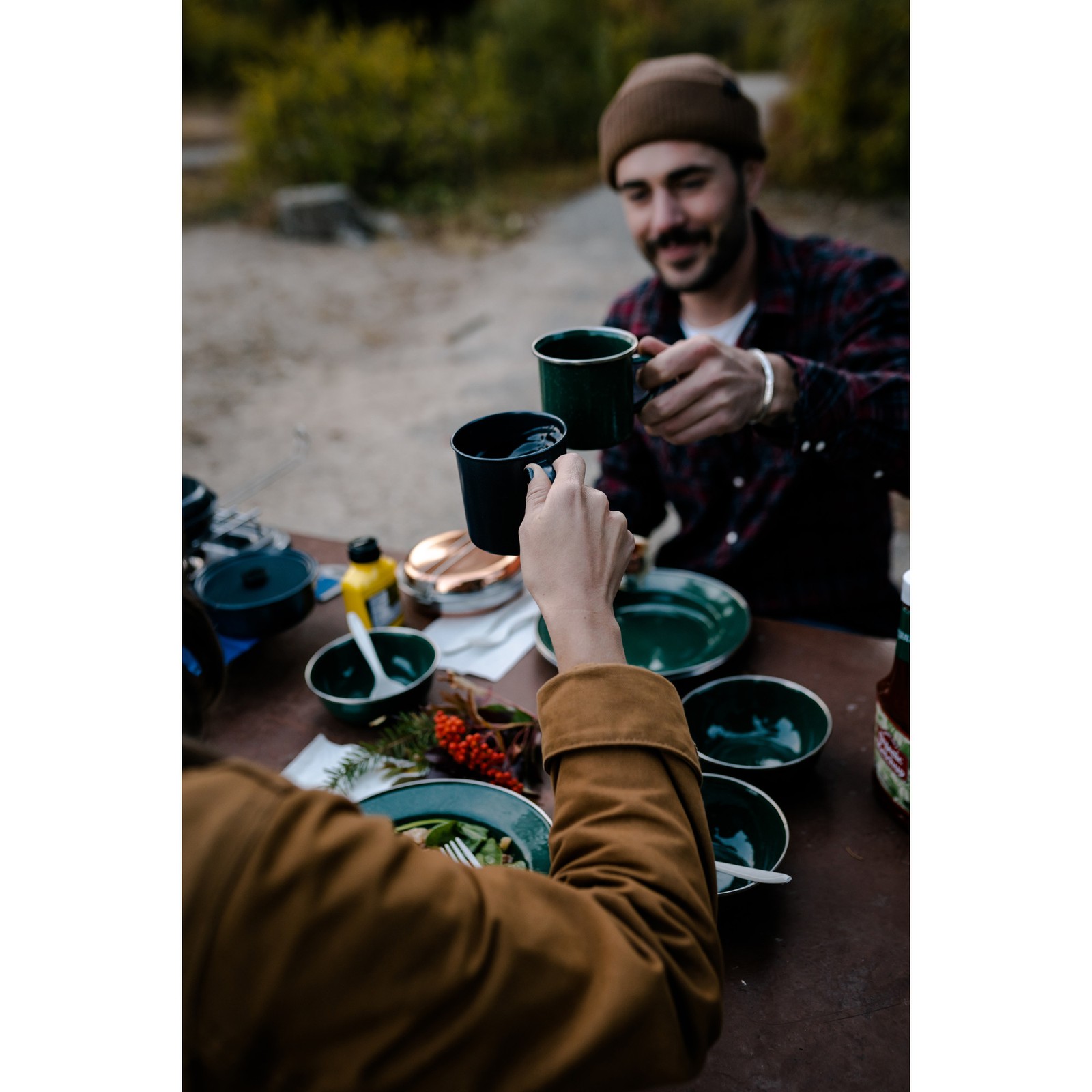 Stansport Deluxe 24-Piece Enamel Tableware Set - Green