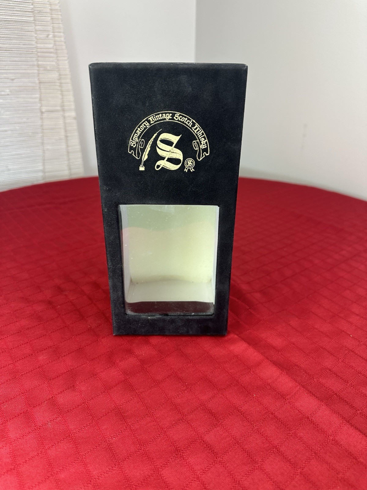 1974 GLENLIVET SINGLE MALT SCOTCH WHISKY Empty Velvet Box