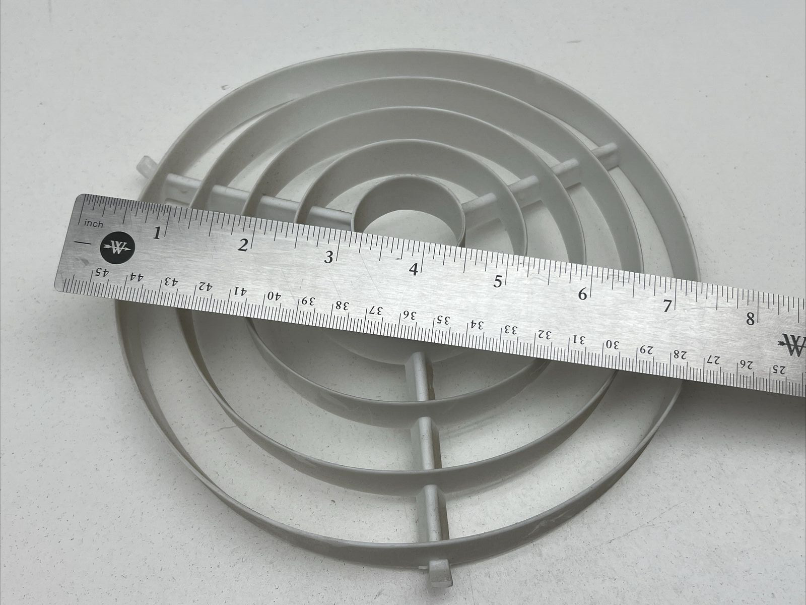 Luxo Task Lighting Fixture Plastic 5-Ring Louver Shade Lens Bulb Protector