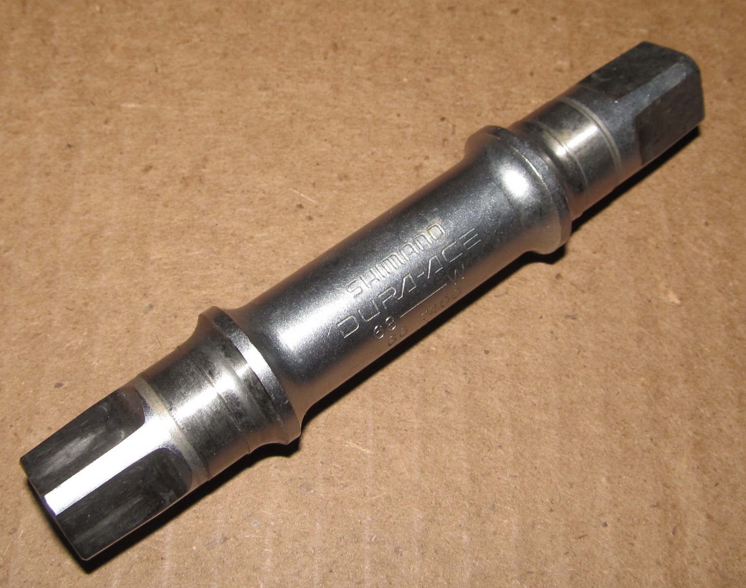 Shimano Dura Ace BB-7400 Square Taper Bottom Bracket Spindle 68mm x 112mm