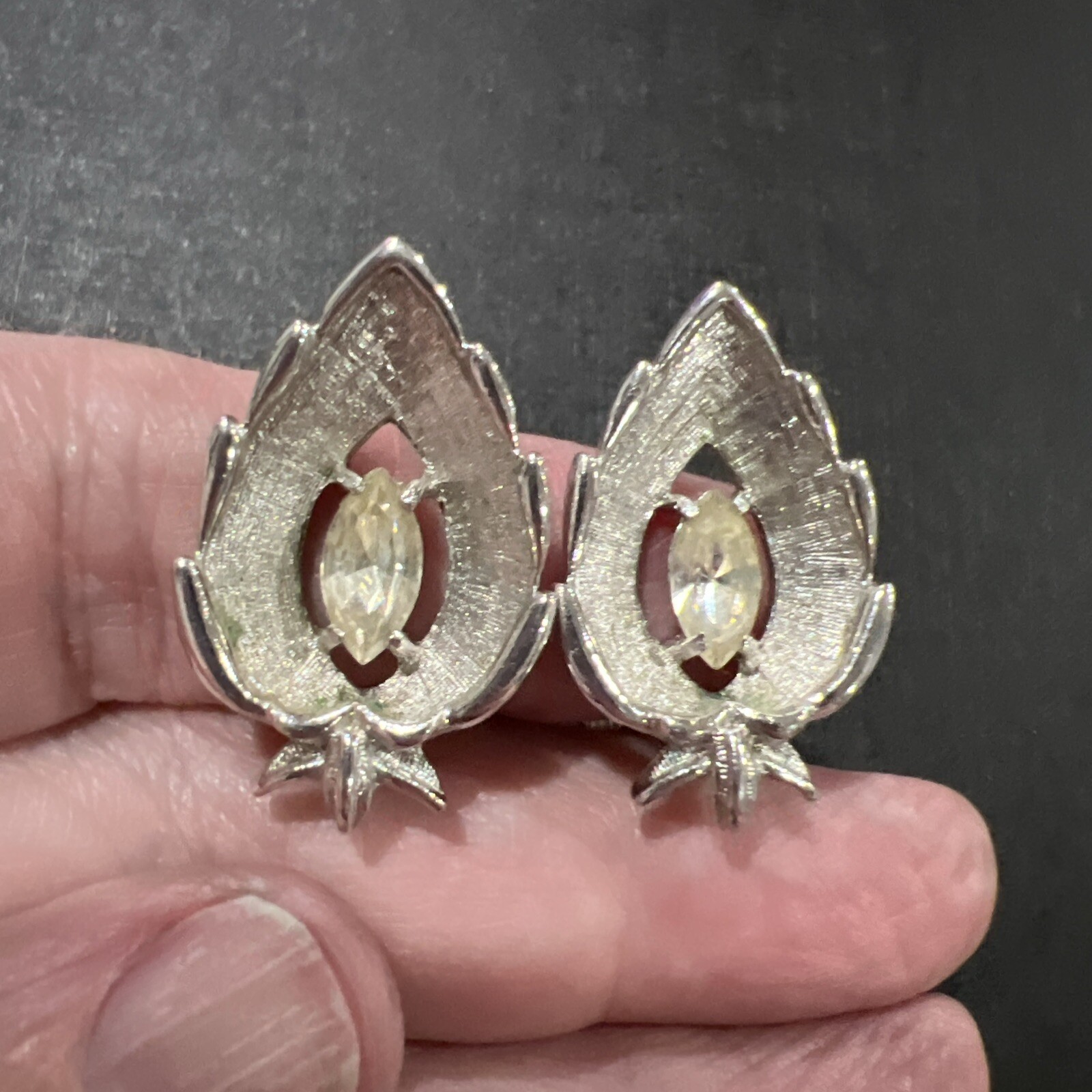 sarah coventry clip on earrings