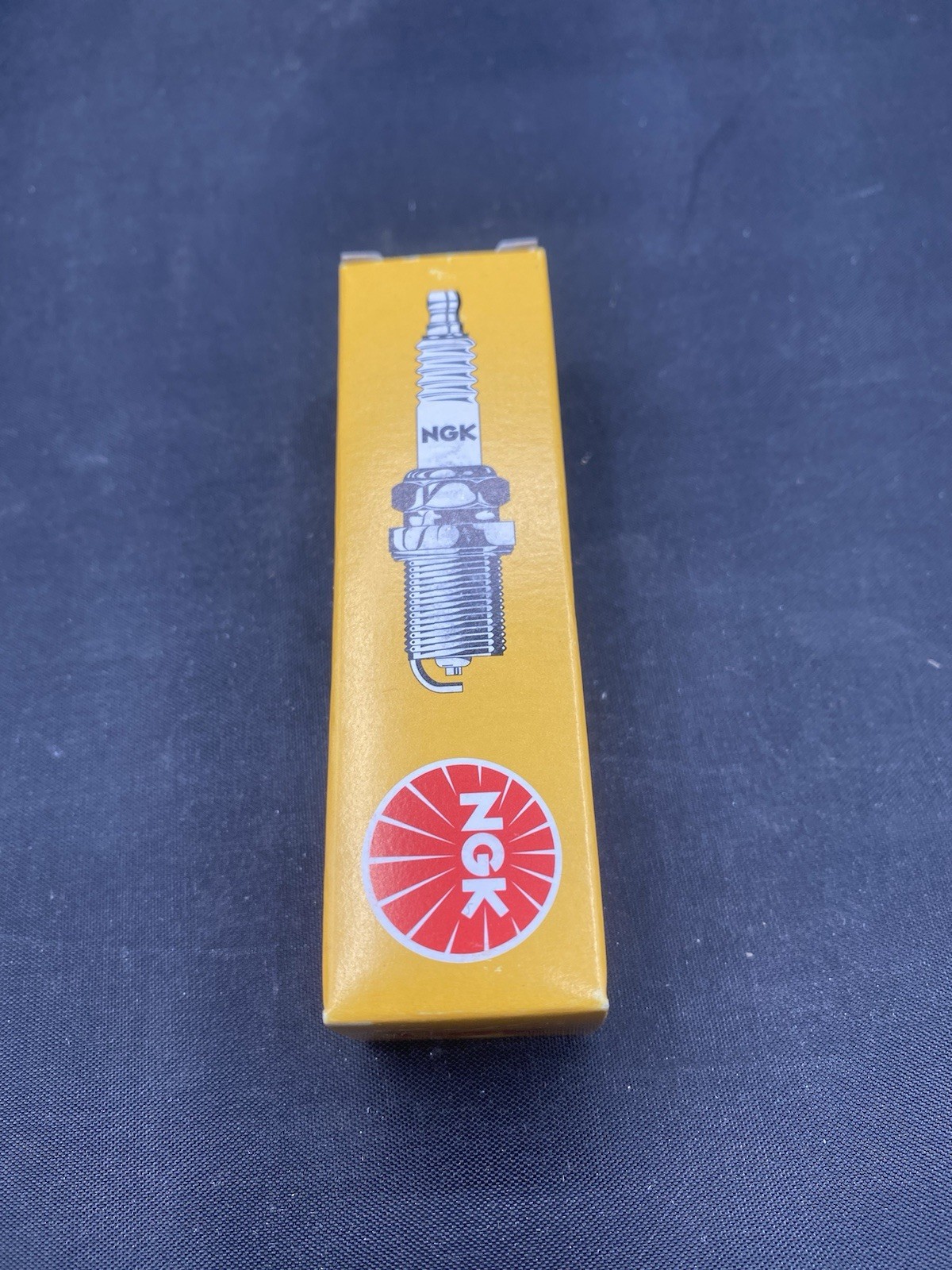 1pc NGK OEM 5539  BR8HSA Spark Plug