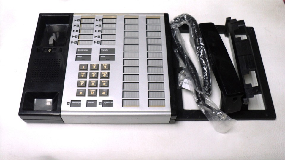 Avaya Merlin Classic 34-Button Phone with Desk Stand Warranty Membrane 7305 AT&T