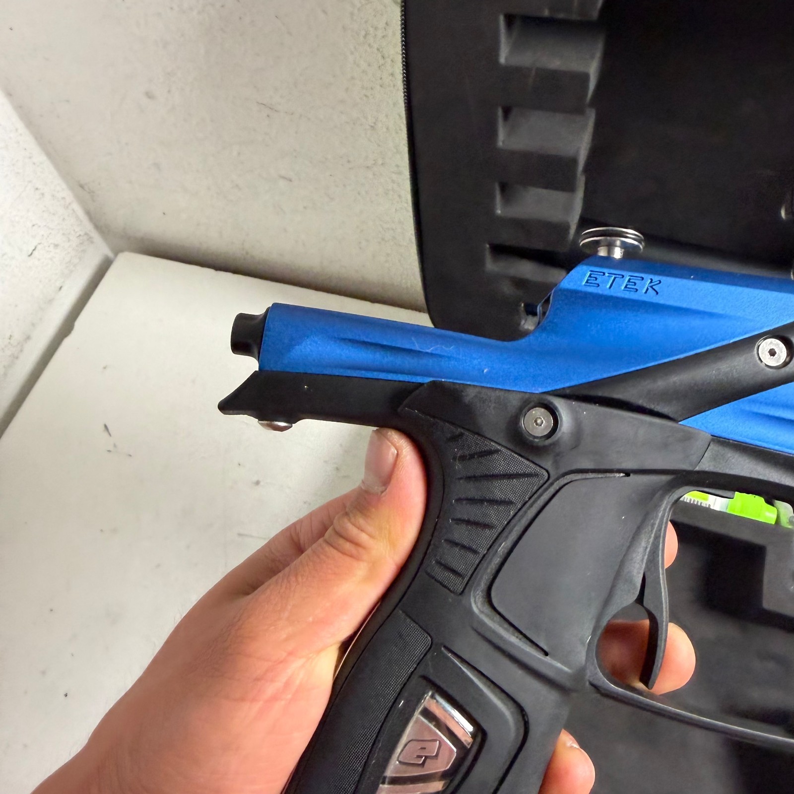 Planet Eclipse Etek 5 Blue Black 2-Piece Barrel Electronic Paintball Marker Gun