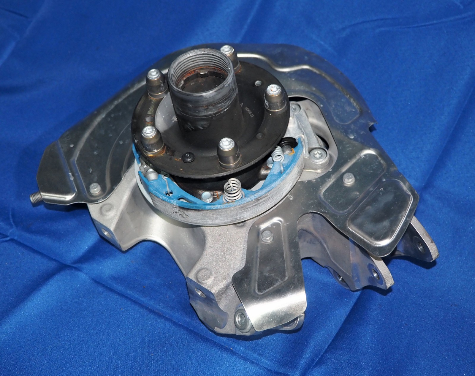 2022-2025 Porsche 992.1 911 GT3 RS Rear Left Spindle Knuckle W/Hub 30 Miles! OEM