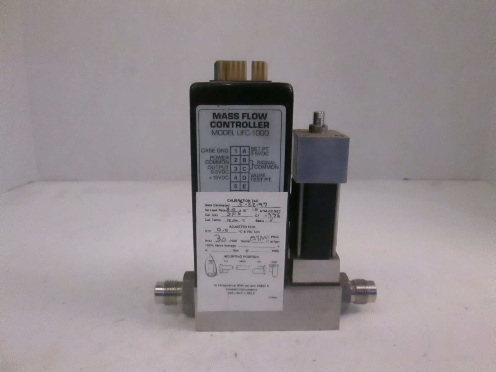 Unit UFC-1000 Mass Flow Controller MFC, TCA (C2H3CL3), 200 SCCM