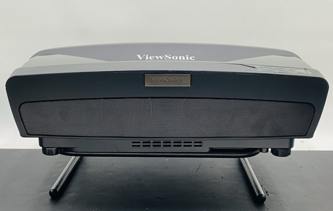 ViewSonic LS830 ultra-short throw Full HD 3D Laser Projector