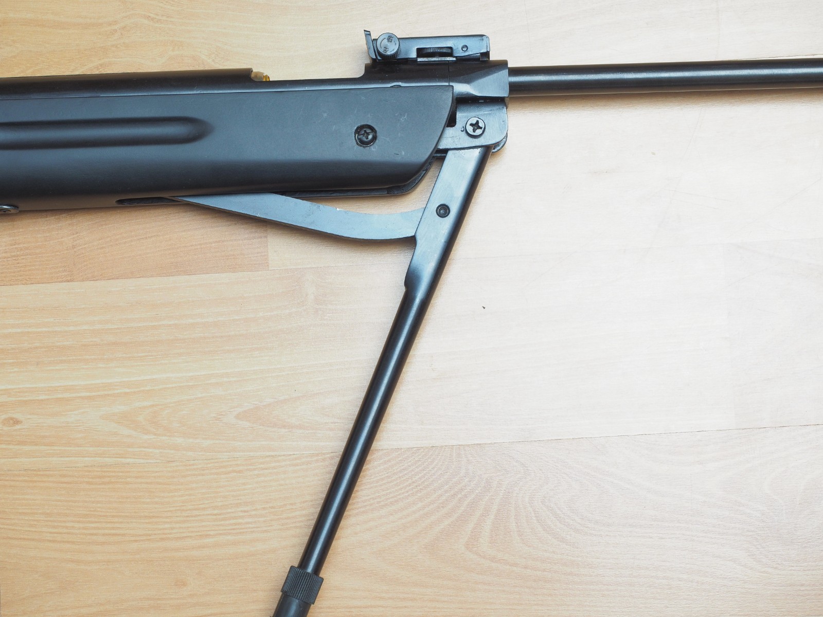 Air pellet rifle Velocity 600 FPS Underlevel .22 cal