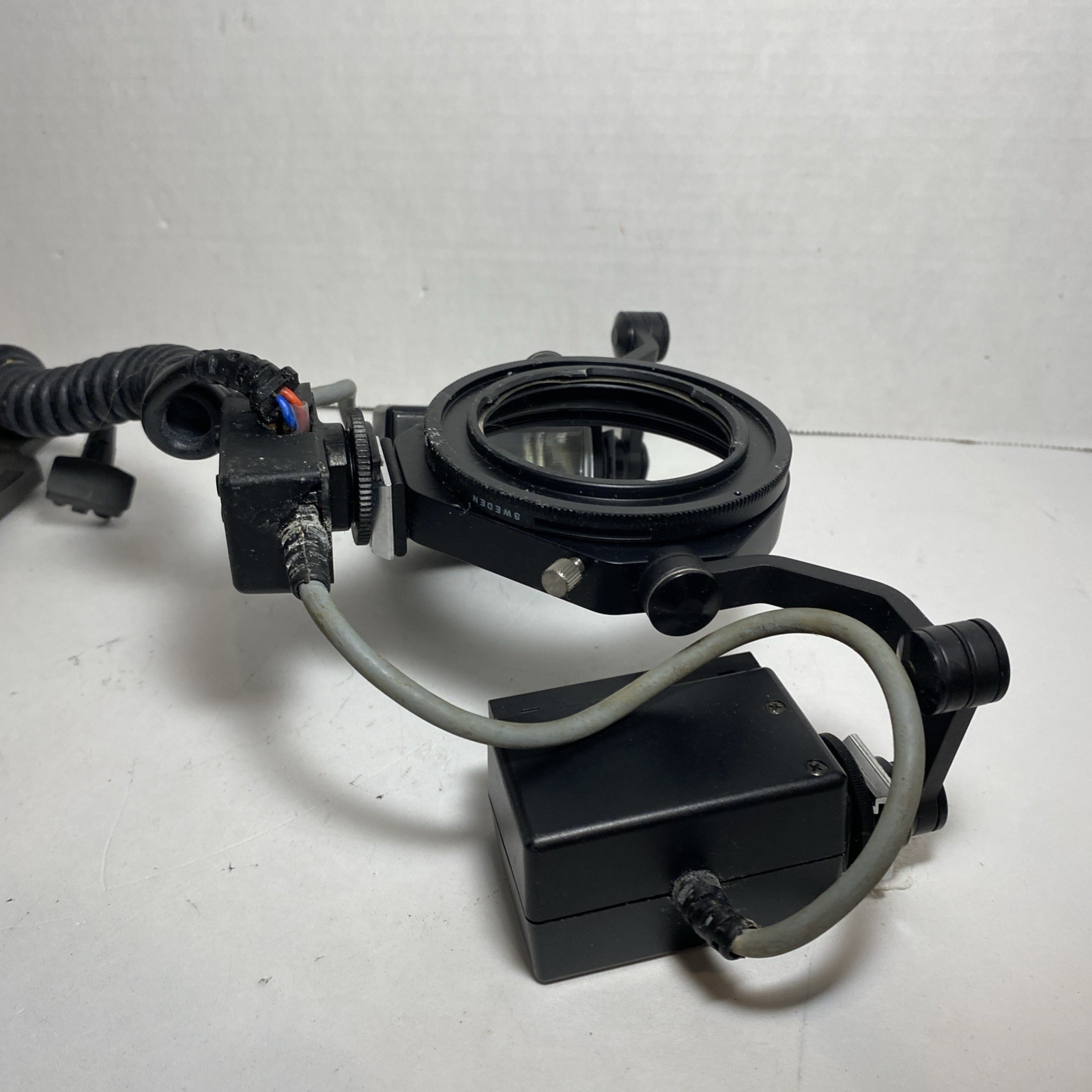 Hasselblad Macro Flash 2802 M/C with Manual - Untested As Is
