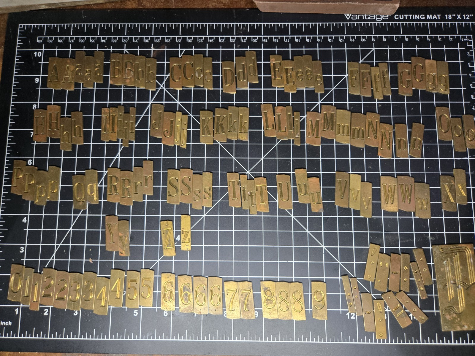 New Hermes Brass Engraving Font Set 35-310 Double Line Upper & Lower Case
